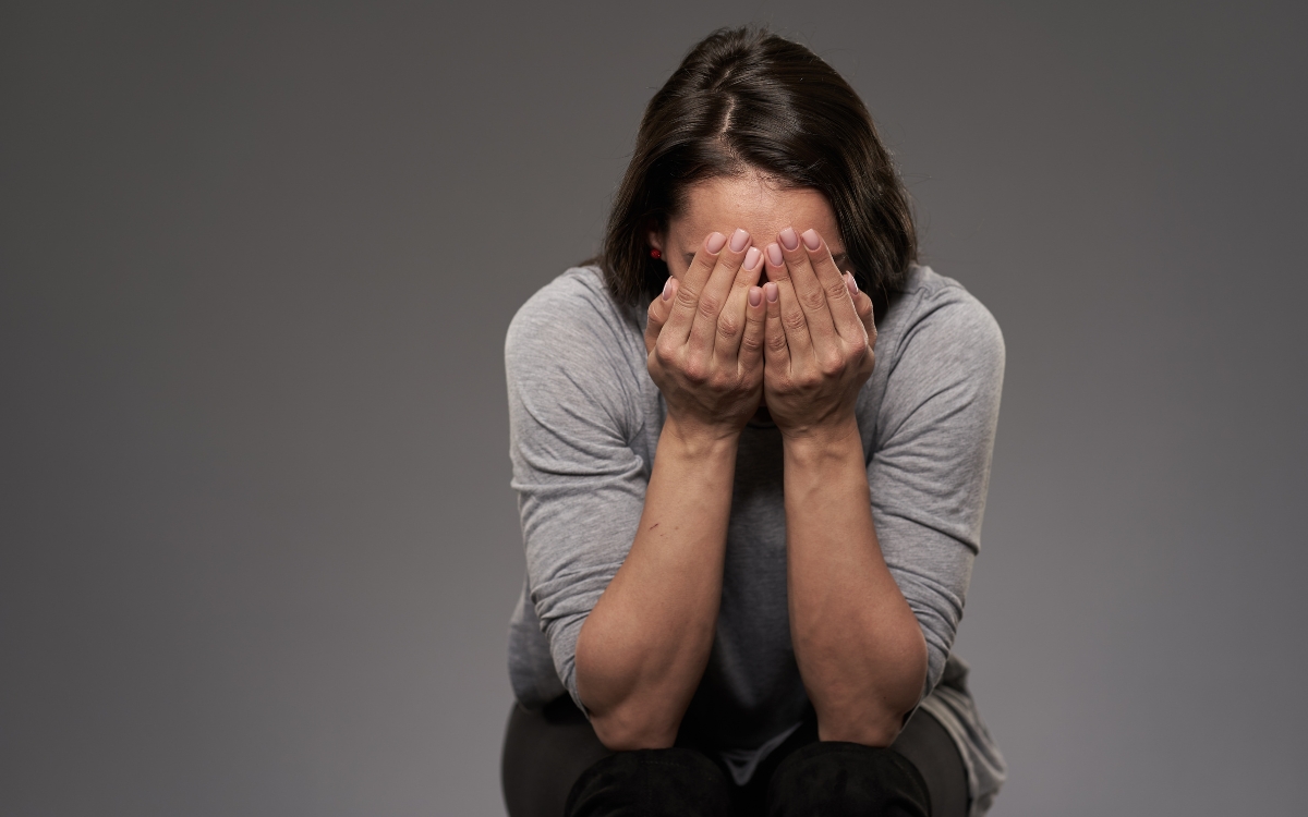 sürekli ağlama isteği